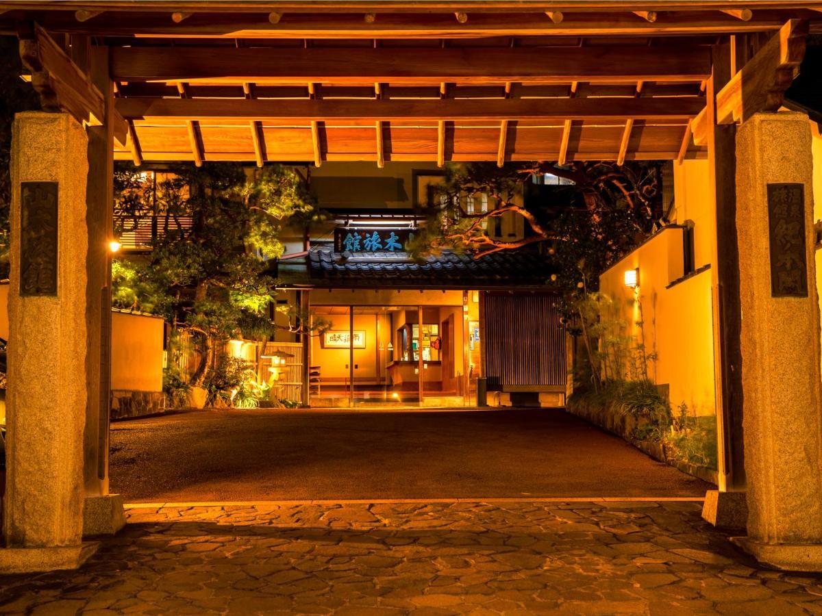 Готель Atami Onsen Yamaki Ryokan Екстер'єр фото