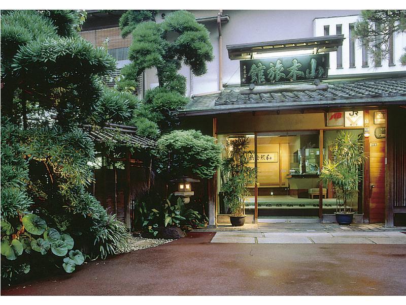 Готель Atami Onsen Yamaki Ryokan Екстер'єр фото